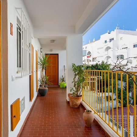 Typical T2 In Albufeira W/ Balcony By Lovelystay Exterior photo