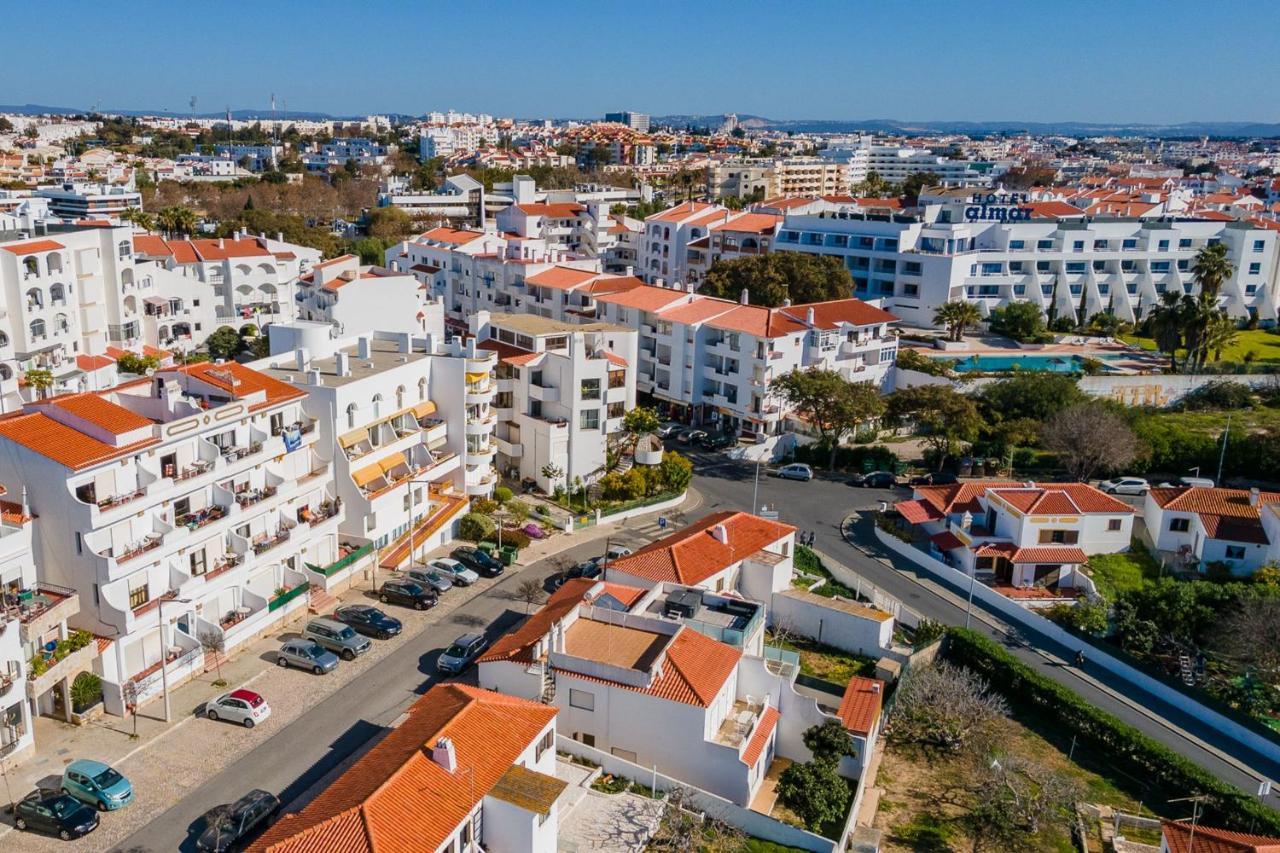 Typical T2 In Albufeira W/ Balcony By Lovelystay Exterior photo